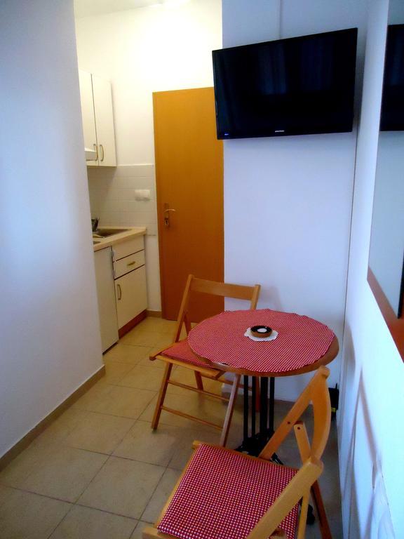 Apartments Mandic Тучепи Номер фото